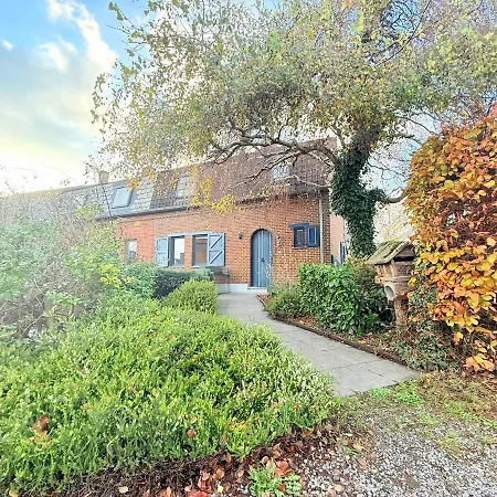 Maison Spacieuse Avec Jardin A * Soignies