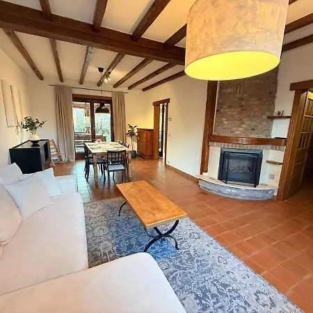 Maison Spacieuse Avec Jardin à *
