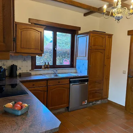 Maison Spacieuse Avec Jardin A 빌라 Soignies