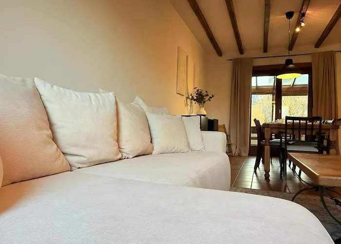 Maison Spacieuse Avec Jardin à Villa Soignies