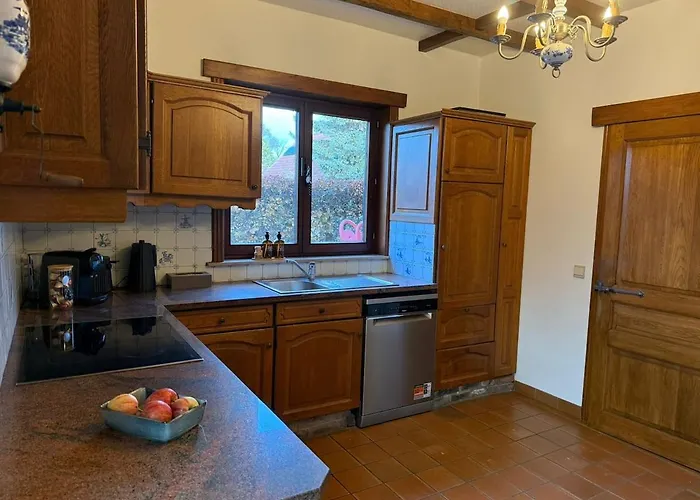 Maison Spacieuse Avec Jardin à Villa Soignies